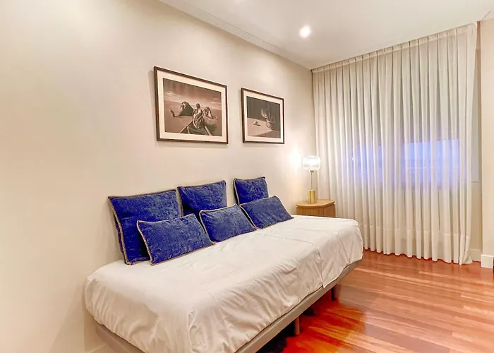 River Deluxe Con Garaje Gratis