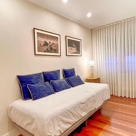 River Deluxe Con Garaje Gratis